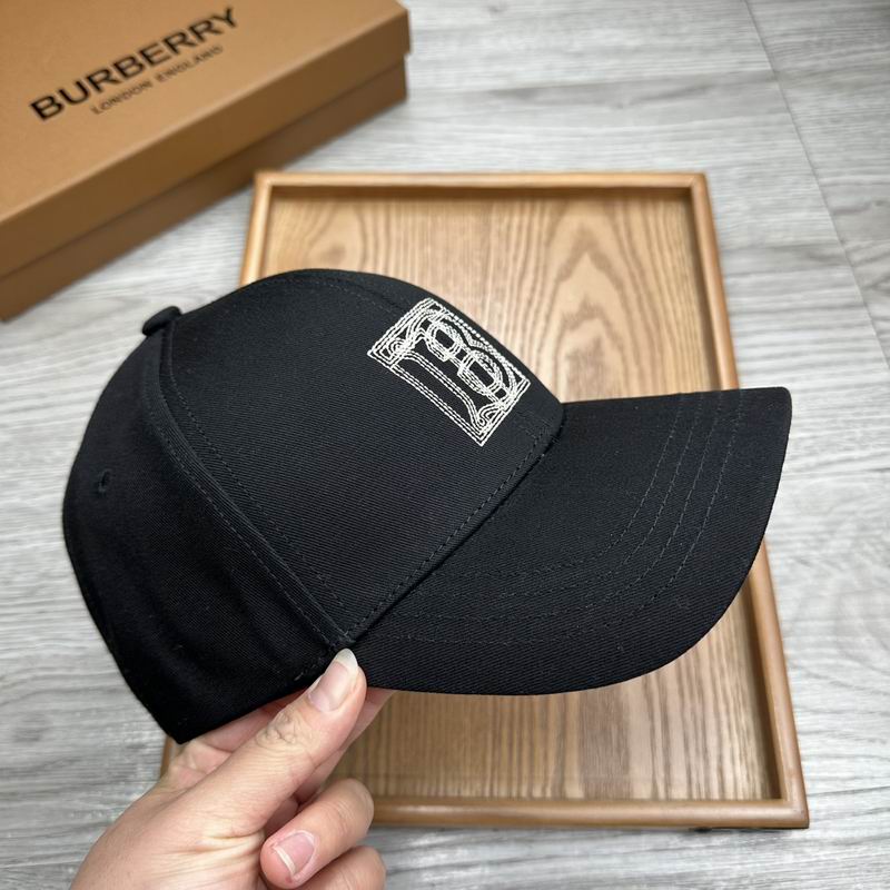 Burberry cap (148)